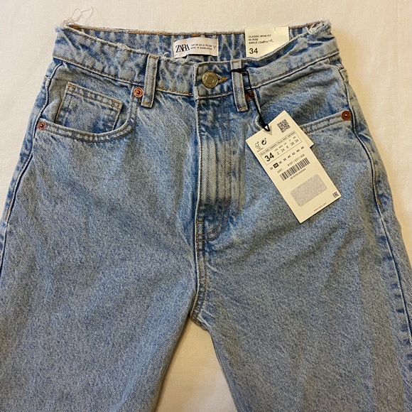 Zara Jeans: Classic Mom Fit Hi-Rise Ankle Length - Picture 1 of 5